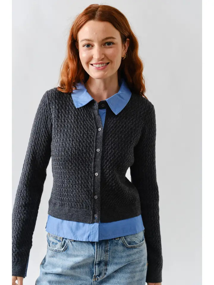 Aron & Amber cabled grey sweater (SZ S-L)