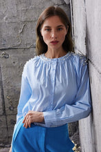 Load image into Gallery viewer, Revuese Cotton Blouse ( Sz S-L)
