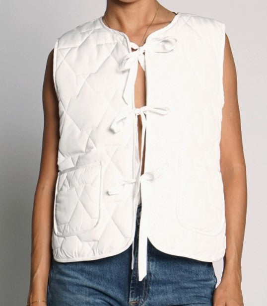 San Soucci White Quilted Vest ( Sz S-L)