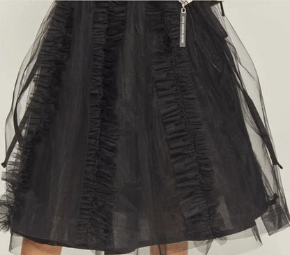 Little Creative dreamful black skirt (SZ 12yr-M)