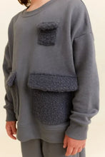 Load image into Gallery viewer, OXOX sweat w/ pockets (SZ 2-12)
