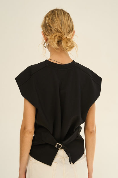 Greii back buckle vest (SZ S-L)