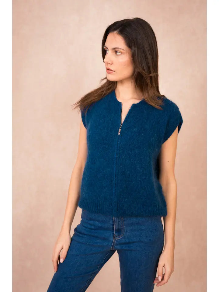 Calie mohair zip up (O/S)