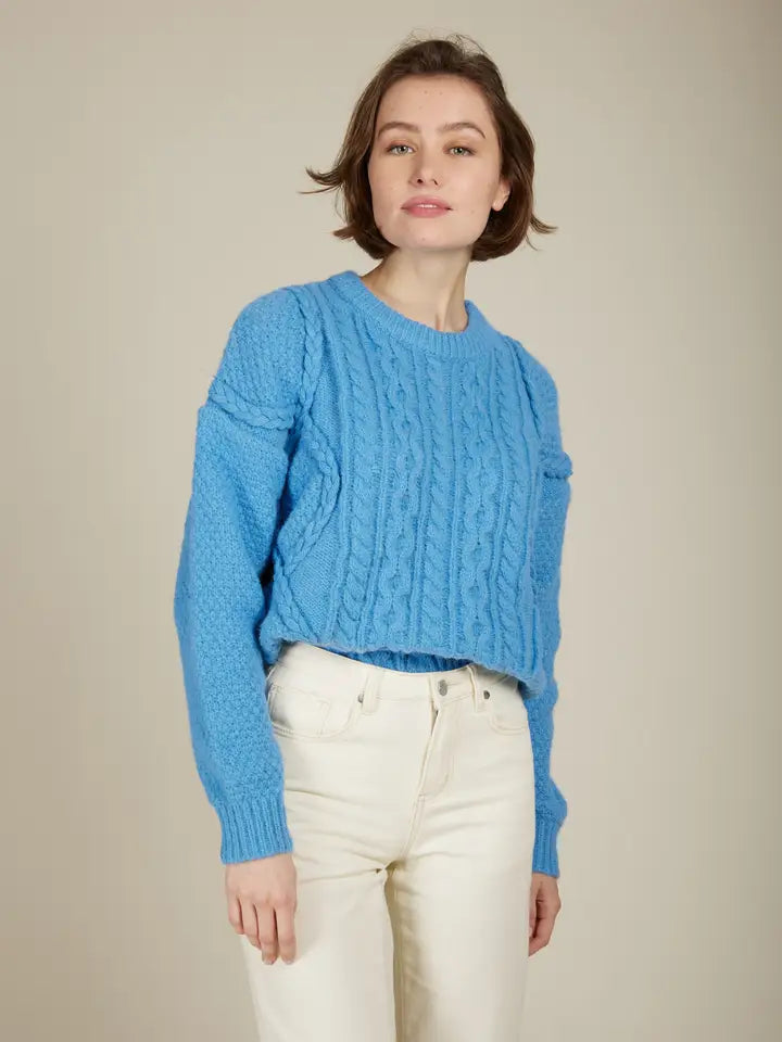 Andy & Lucy cabled sweater (SZ S-L)