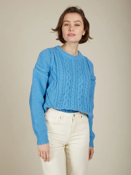 Andy & Lucy cabled sweater (SZ S-L)